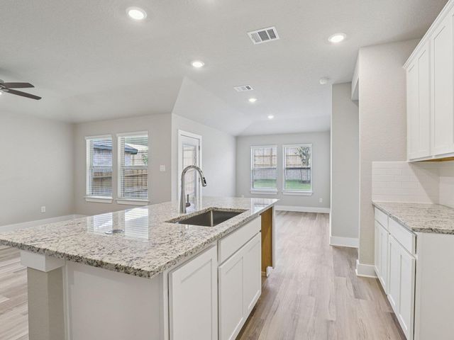 305 Gristmill RD, Burnet, TX 78611