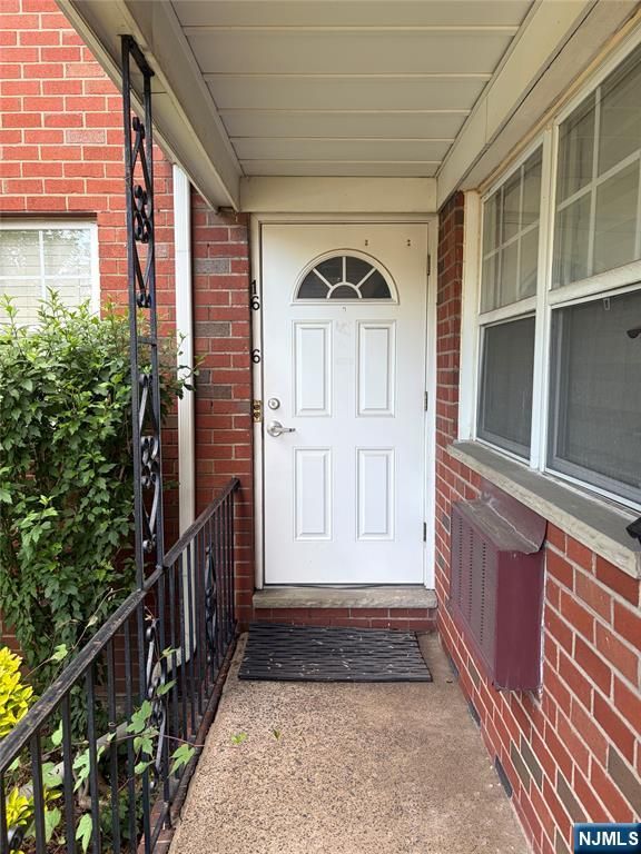 1250 Teaneck Road 16, Teaneck, NJ 07666