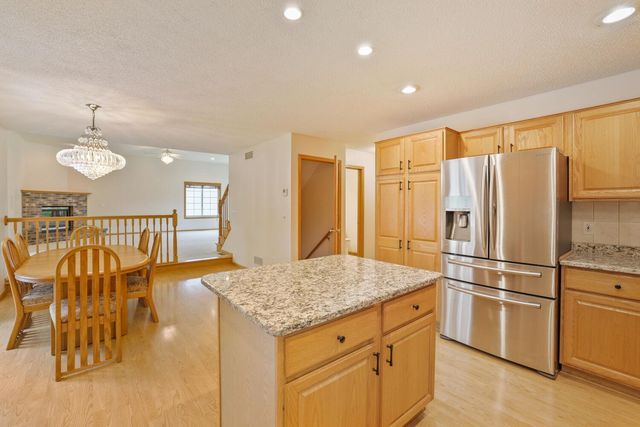 2337 Manuela Drive, Chaska, MN 55318