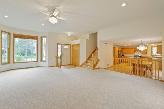 2337 Manuela Drive, Chaska, MN 55318