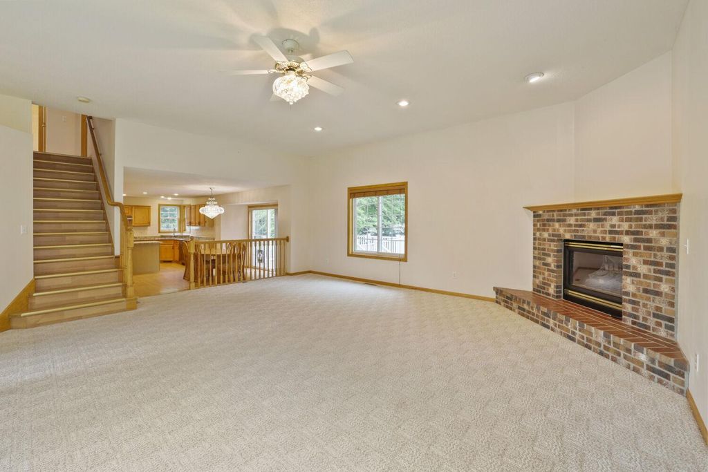 2337 Manuela Drive, Chaska, MN 55318 — photo 5