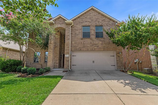 3213 Evening Wind Road, Denton, TX 76208