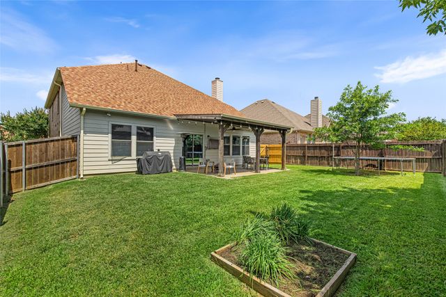 3213 Evening Wind Road, Denton, TX 76208