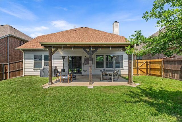 3213 Evening Wind Road, Denton, TX 76208