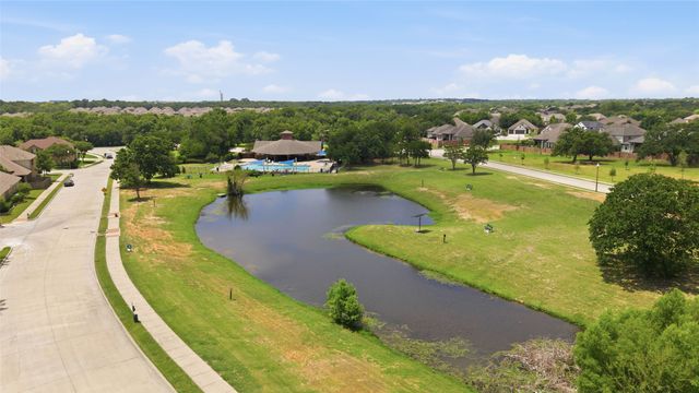3213 Evening Wind Road, Denton, TX 76208