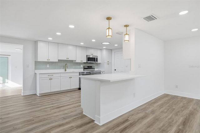 12147 SCOTT DRIVE, Dade City, FL 33525