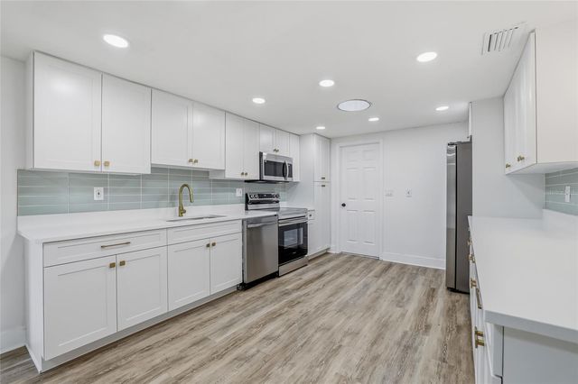 12147 SCOTT DRIVE, Dade City, FL 33525