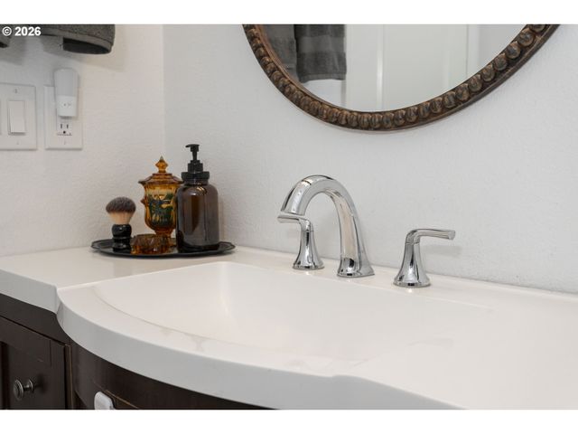 4619 LAKEVIEW Blvd, Lake Oswego, OR 97035