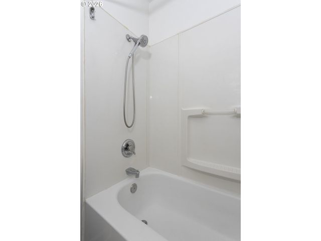 4619 LAKEVIEW Blvd, Lake Oswego, OR 97035