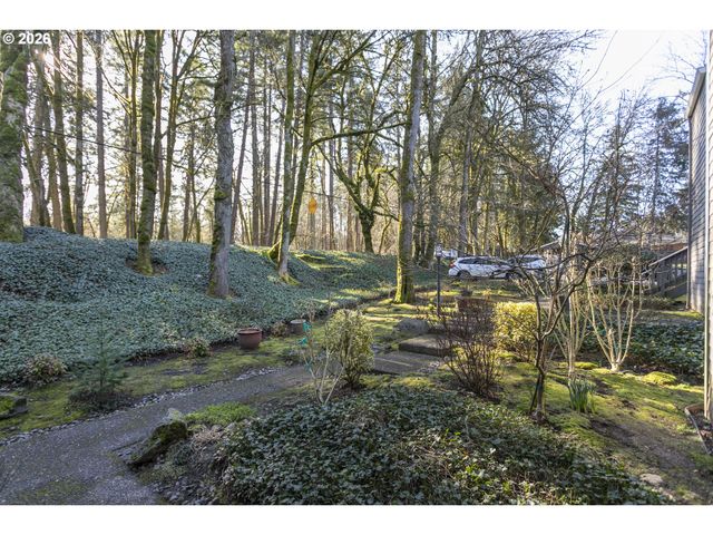 4619 LAKEVIEW Blvd, Lake Oswego, OR 97035