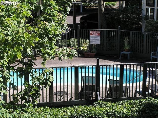 4619 LAKEVIEW Blvd, Lake Oswego, OR 97035