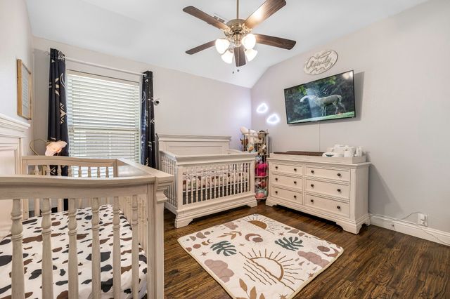 1028 Crest Meadow Drive, Fort Worth, TX 76052