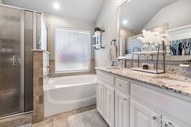 1028 Crest Meadow Drive, Fort Worth, TX 76052