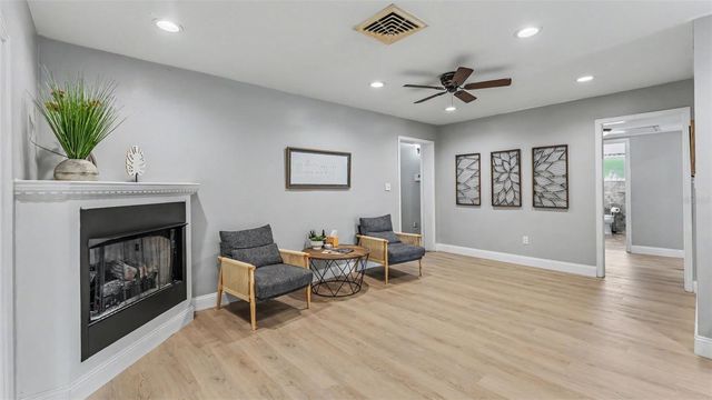926 HOLLINGSWORTH ROAD, Lakeland, FL 33801