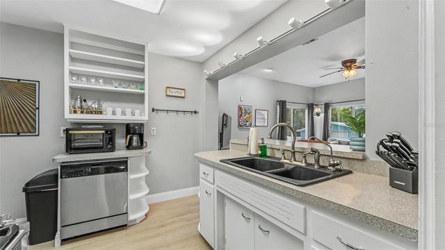926 HOLLINGSWORTH ROAD, Lakeland, FL 33801