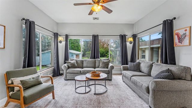 926 HOLLINGSWORTH ROAD, Lakeland, FL 33801
