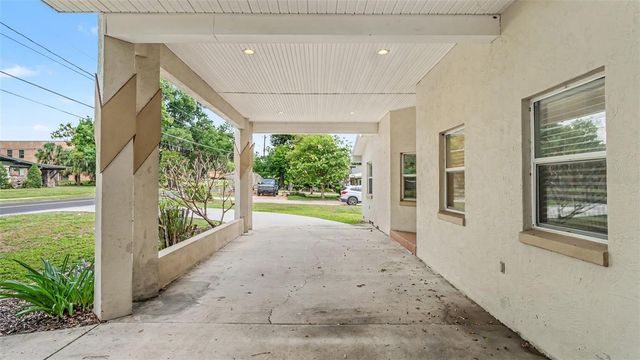 926 HOLLINGSWORTH ROAD, Lakeland, FL 33801