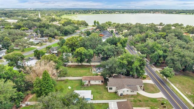 926 HOLLINGSWORTH ROAD, Lakeland, FL 33801