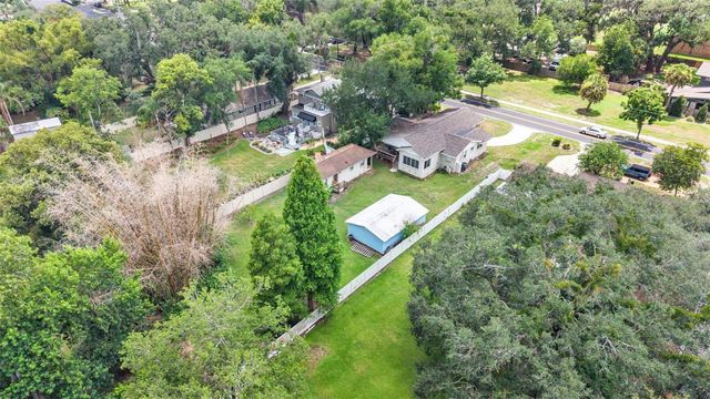 926 HOLLINGSWORTH ROAD, Lakeland, FL 33801