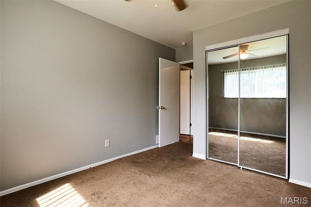 13 Sunridge Lane, Florissant, MO 63031