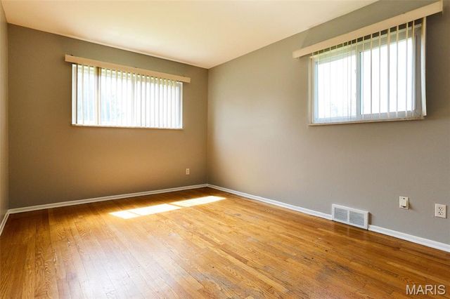 13 Sunridge Lane, Florissant, MO 63031