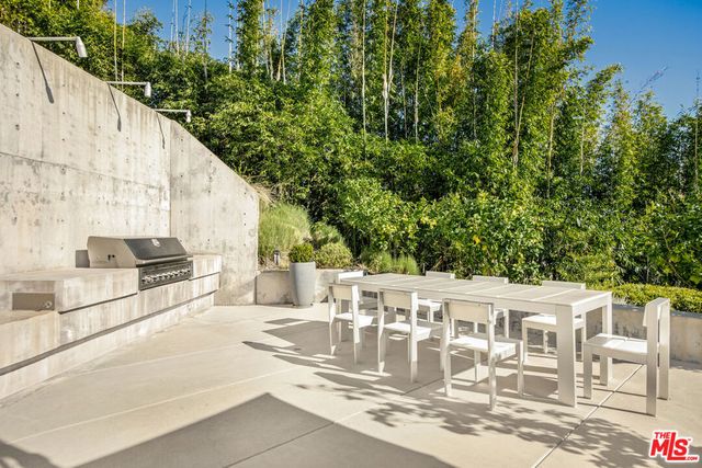 1290 Angelo Drive, Beverly Hills, CA 90210