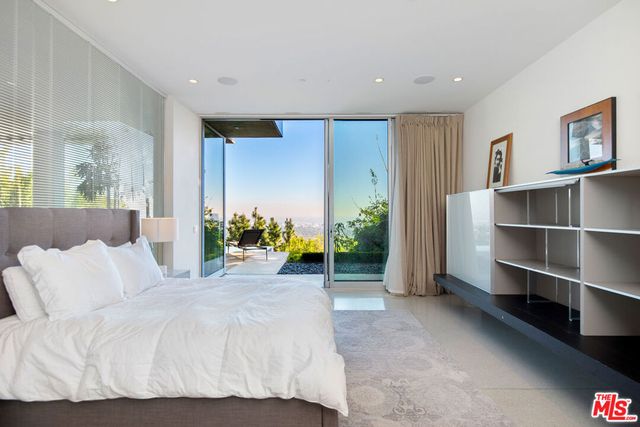 1290 Angelo Drive, Beverly Hills, CA 90210