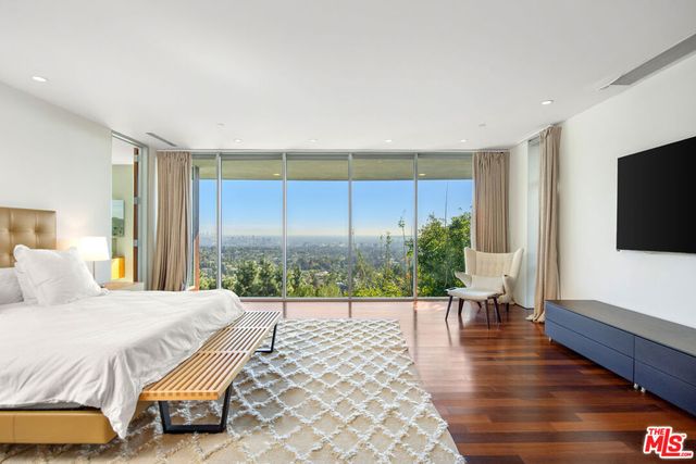 1290 Angelo Drive, Beverly Hills, CA 90210