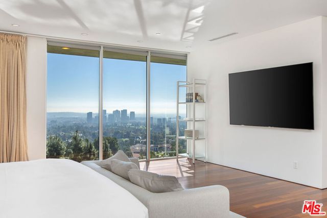 1290 Angelo Drive, Beverly Hills, CA 90210