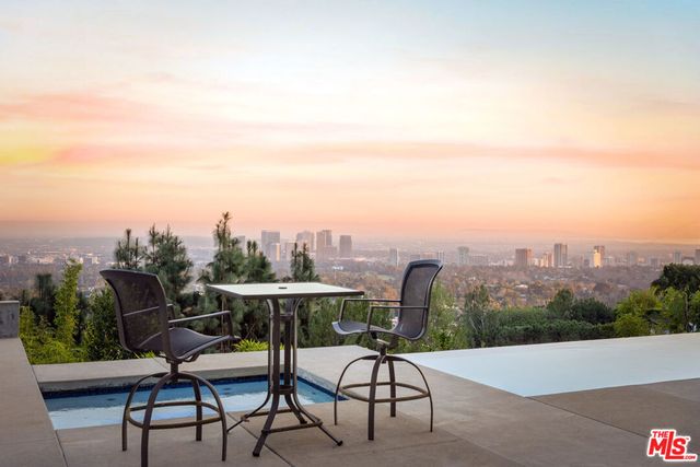 1290 Angelo Drive, Beverly Hills, CA 90210