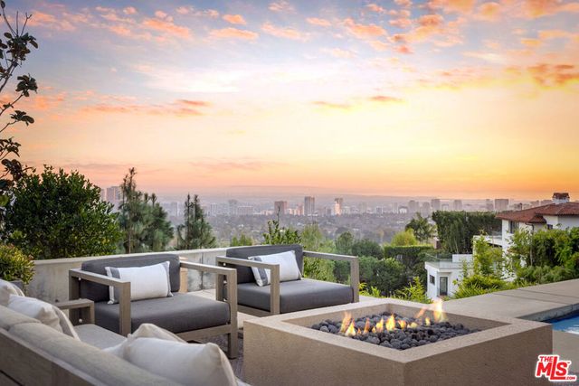 1290 Angelo Drive, Beverly Hills, CA 90210