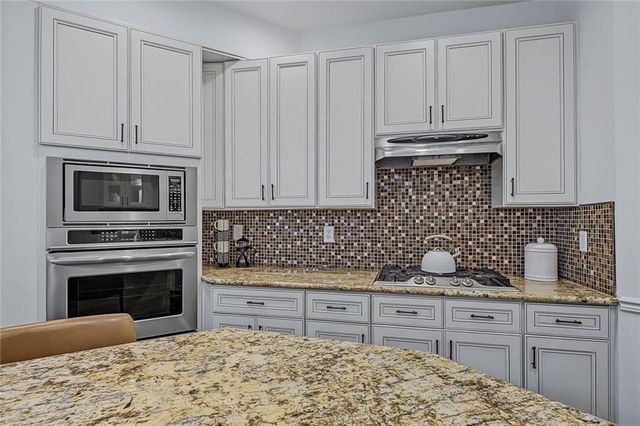 1509 Shadow Ridge Circle, Woodstock, GA 30189