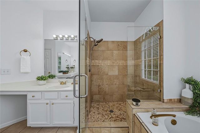 1509 Shadow Ridge Circle, Woodstock, GA 30189