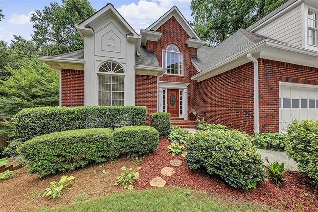 1509 Shadow Ridge Circle, Woodstock, GA 30189