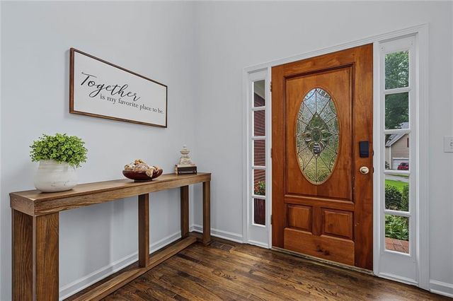 1509 Shadow Ridge Circle, Woodstock, GA 30189