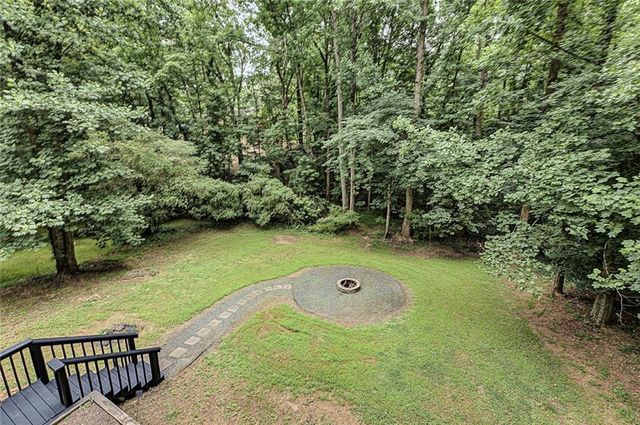 1509 Shadow Ridge Circle, Woodstock, GA 30189