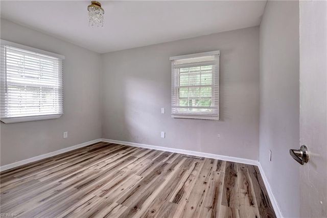 461 Dare AVE, Hampton, VA 23661
