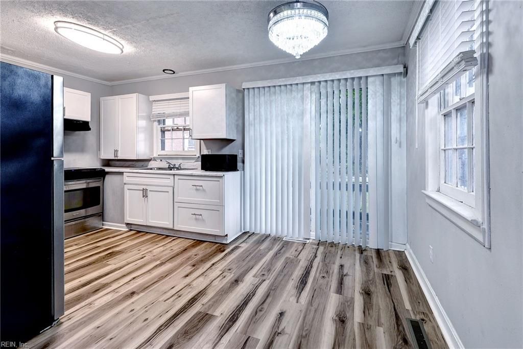 461 Dare AVE, Hampton, VA 23661