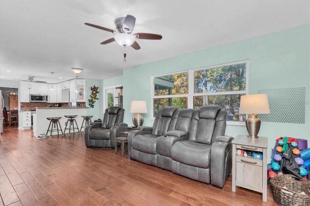 6041 65TH AVENUE N, Pinellas Park, FL 33781