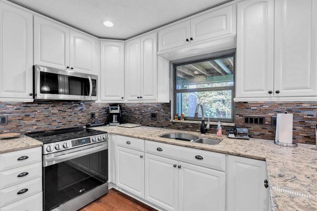 6041 65TH AVENUE N, Pinellas Park, FL 33781