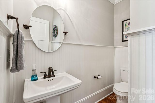 111 N Turner Avenue, Charlotte, NC 28216