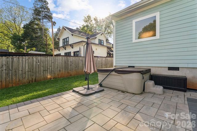 111 N Turner Avenue, Charlotte, NC 28216