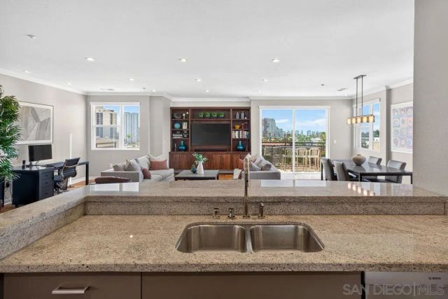 3650 5th Avenue 603, San Diego, CA 92103