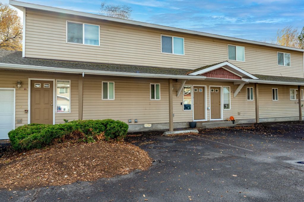 2610 SW 23rd Street UNIT 15, Redmond, OR 97756