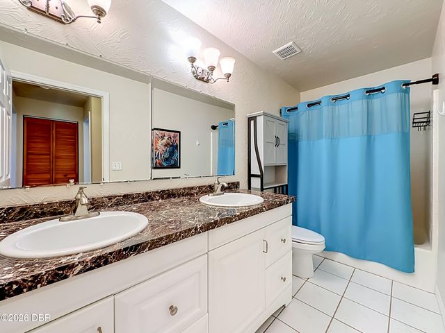 2 Radford Lane, Palm Coast, FL 32164