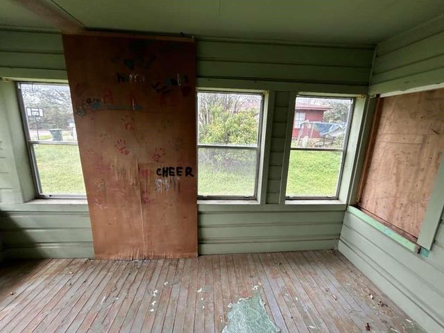 509 E Martin Luther King Boulevard, Jasper, TX 75951