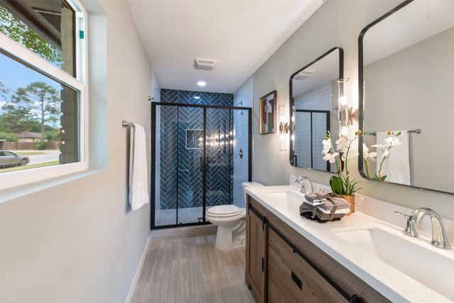 1140 Cavender Drive, Hurst, TX 76053