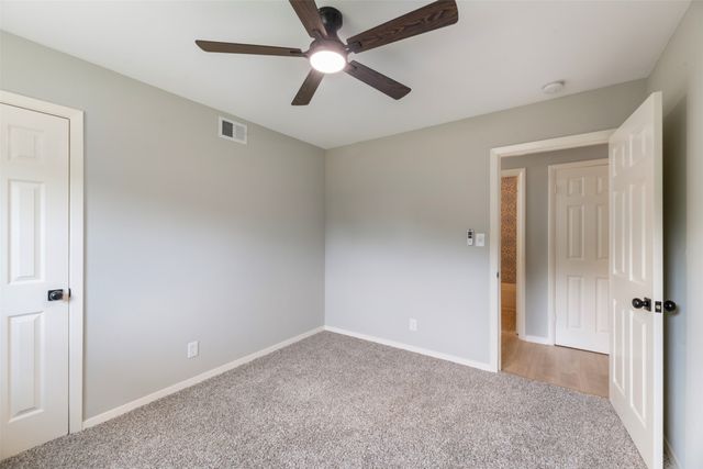 1140 Cavender Drive, Hurst, TX 76053