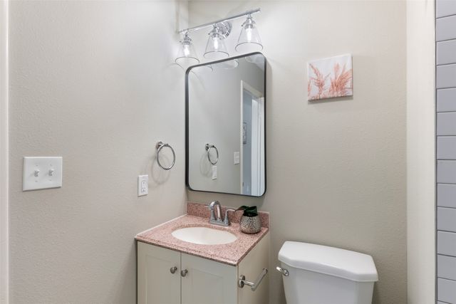 1140 Cavender Drive, Hurst, TX 76053