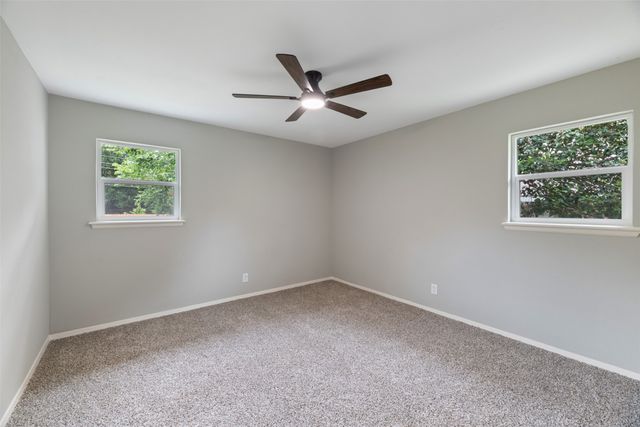 1140 Cavender Drive, Hurst, TX 76053